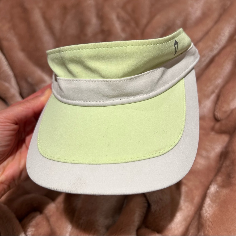 Ivivva by Lululemon kids Lime and White Visor